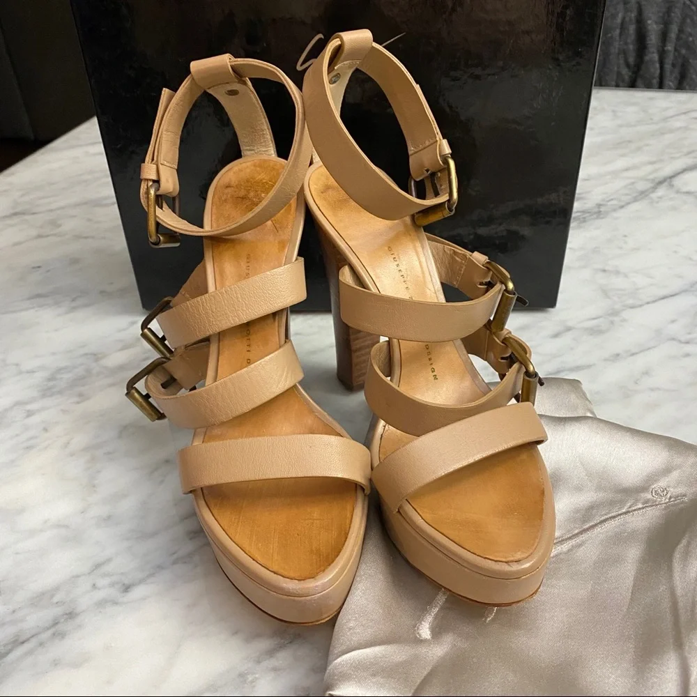 Giuseppe Zanotti Nude Beige Strappy Platform Sandals